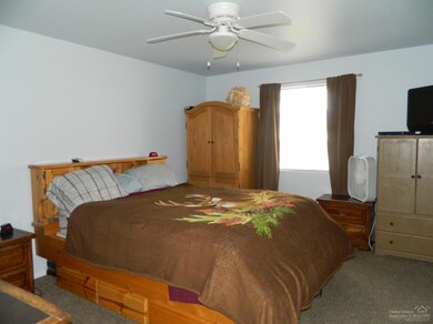 3253 SW Newberry Ave, Redmond, OR 97756 - photo 5