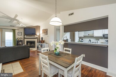 2507 Waters Edge Dr unit 2507, Newark, DE 19702 - photo 2