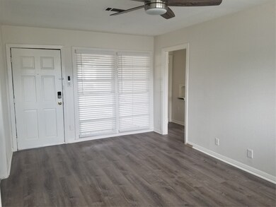 13358 Emporia St, Houston, TX 77015 - photo 4
