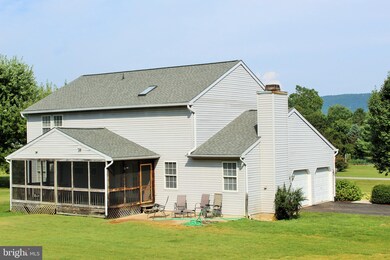 832 Deer Mountain Dr, Harpers Ferry, WV 25425 - photo 7