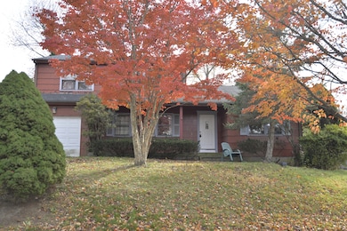 41 Pepperbush Ln, Fairfield, CT 06824 - photo 3