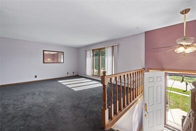 1524 Whitters Way NW, Cedar Rapids, IA 52405 - photo 4