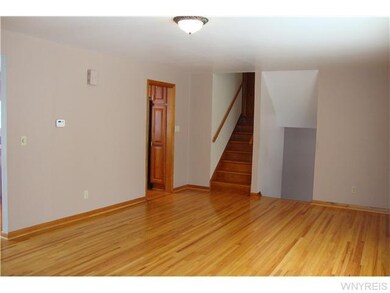 Living Room Hardwood floors throughout! Super size