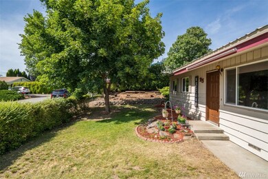 25 S Lombard Ave, East Wenatchee, WA 98802 - photo 4