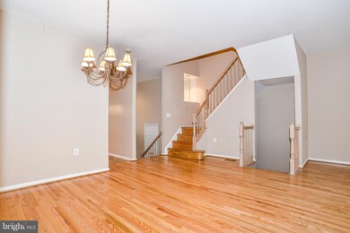 1345 Park Garden Ln, Reston, VA 20194 - photo 4