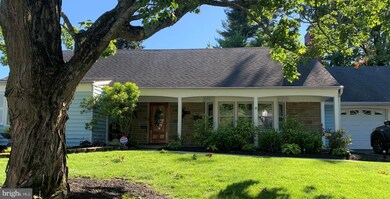 12011 Long Ridge Ln, Bowie, MD 20715 - photo 2