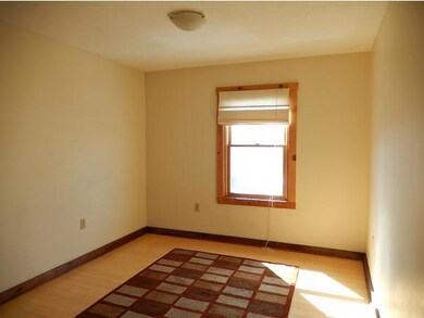 5 Bright St unit 2, Burlington, VT 05401 - photo 6