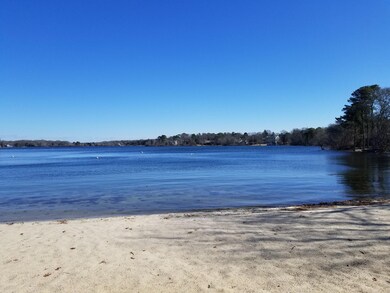 281 Phinneys Ln, Centerville, MA 02632 - photo 3