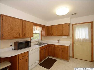 24 Brown Rd, Howell, NJ 07731 - photo 2