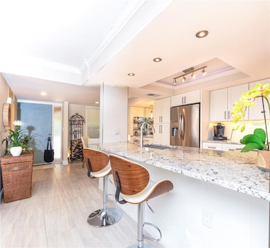 Kitchen bar