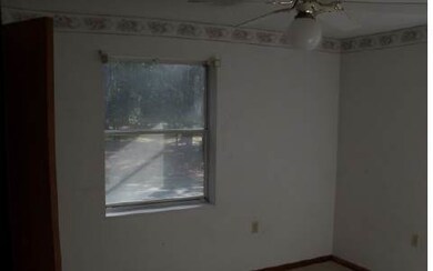 1169 NW Eadie St, Lake City, FL 32055 - photo 4