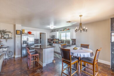 EOSR0205-HDR