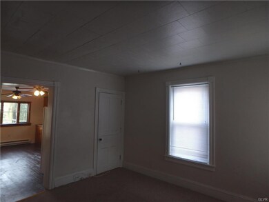 61 E Goepp St, Bethlehem, PA 18018 - photo 3