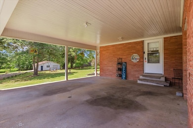 210 Lankford St, Bruceton, TN 38317 - photo 3