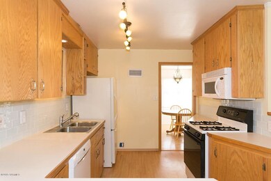 Updated Kitchen with New Appliances