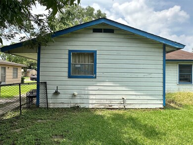 4050 Erby St, Houston, TX 77087 - photo 6