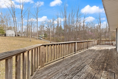 225 Dixie Pine Dr, Burnside, KY 42519 - photo 7