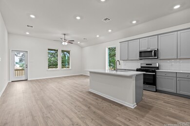 15556 Bonnethead Rd, San Antonio, TX 78253 - photo 5