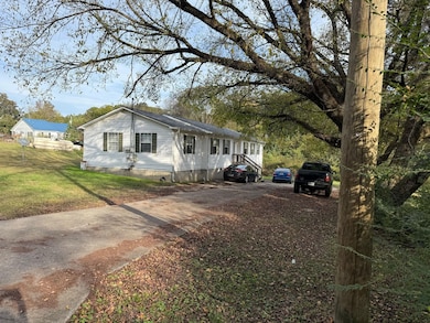 24 Newman Dr, Rossville, GA 30741 - photo 2