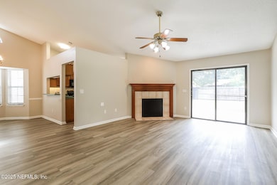 11538 Sweetwater Oaks Dr W, Jacksonville, FL 32223 - photo 2