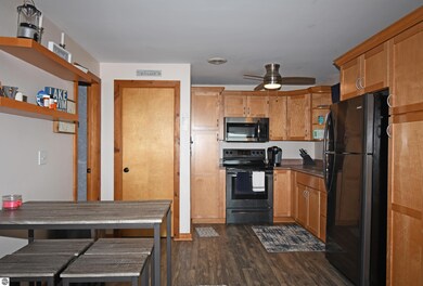 111 N Baldwin Resort Rd unit 4, East Tawas, MI 48730 - photo 6