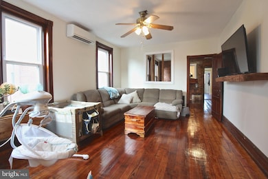 313 Washington St, Royersford, PA 19468 - photo 5