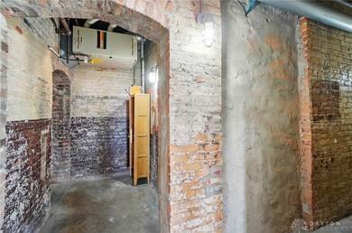 18 S Saint Clair St unit 203, Dayton, OH 45402 - photo 7