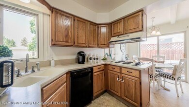 3509SpringbrookLn06
