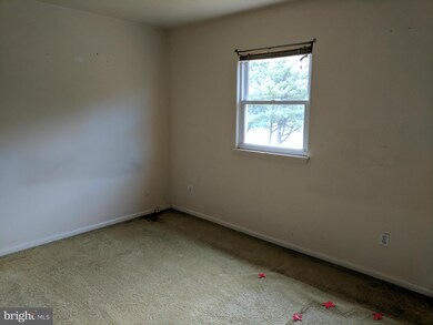 8553 Summit Rd, Pasadena, MD 21122 - photo 5