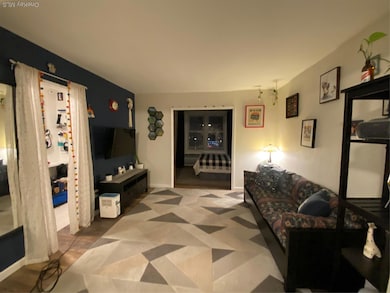 The Renaissance unit 4L, Freeport, NY 11520 - photo 6