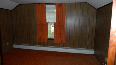 173 E Foothills Dr, Drums, PA 18222 - photo 4