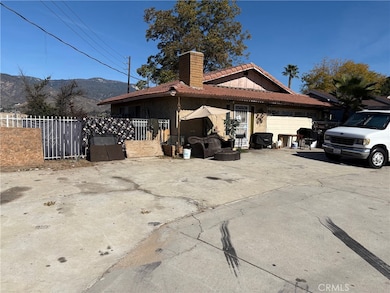 972 E Lynwood Dr, San Bernardino, CA 92404 - photo 2
