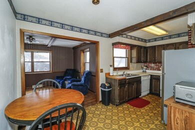 2622 S Elmwood Cir W, Cross Plains, WI 53528 - photo 4