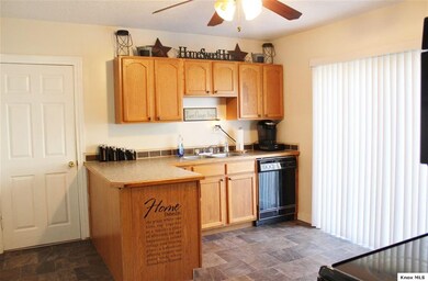 301 E Ross St, Danville, OH 43014 - photo 2