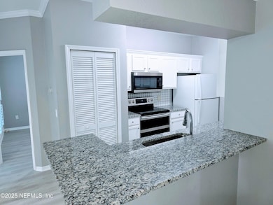 7800 Point Meadows Dr unit 1525, Jacksonville, FL 32256 - photo 5