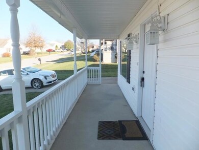 334 vanoverfrtporch2
