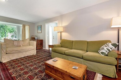 997 Euclaire Ave, Columbus, OH 43209 - photo 4