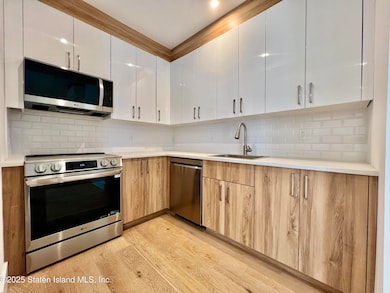 3865 Amboy Rd unit 4a, Staten Island, NY 10308 - photo 5