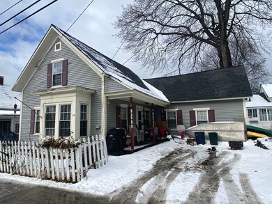 29 Williams St, Bellows Falls, VT 05101 - photo 4