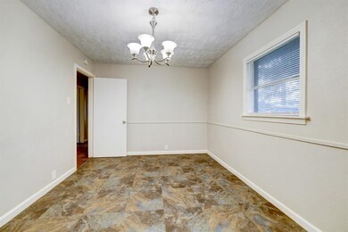 10411 Royal Oaks Dr, Houston, TX 77016 - photo 3