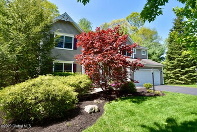 18 Patriot Cir, Clifton Park, NY 12065 - photo 2