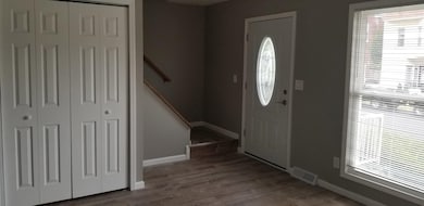 546 Marquette South Unit St, Lasalle, IL 61301 - photo 3