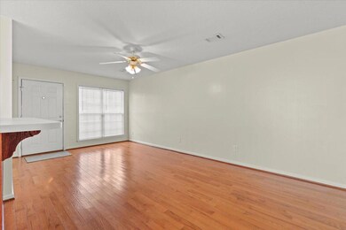 06-Living Room