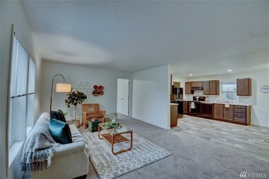 207 364th St E, Roy, WA 98580 - photo 3