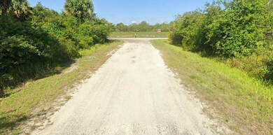 879 Merry St SW, Palm Bay, FL 32908 - photo 3