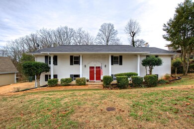 912 Sherry Cir, Hixson, TN 37343 - photo 3