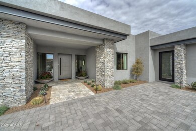 005_Entrance