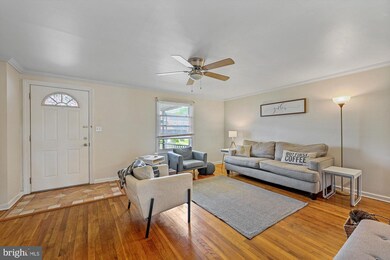 1030 Foxchase Ln, Essex, MD 21221 - photo 3