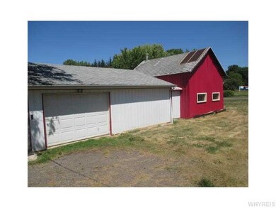 Garage.