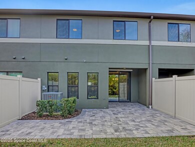 1405 Lara Cir #105 (37)